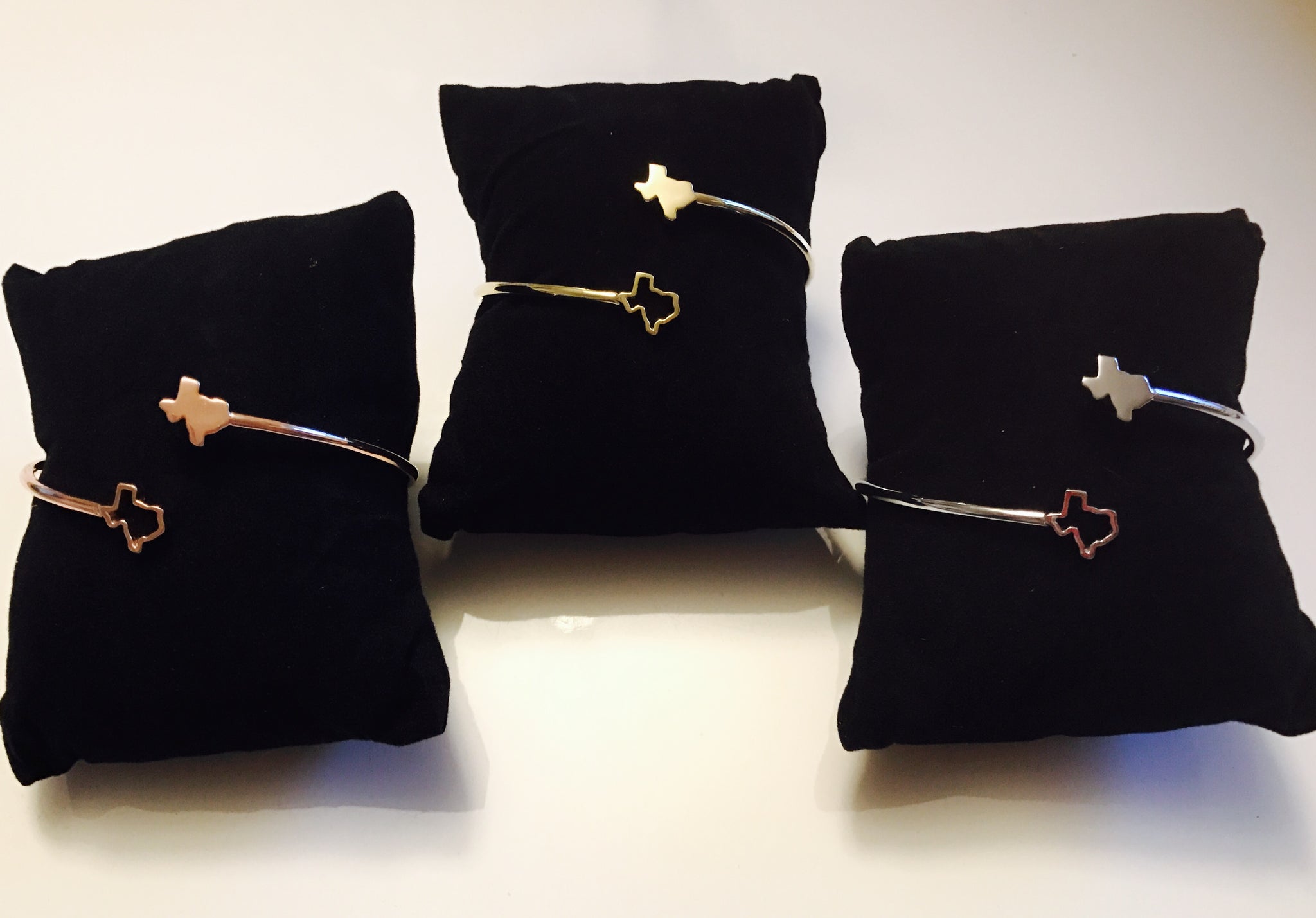 Double Floating Texas Cuff Bracelet